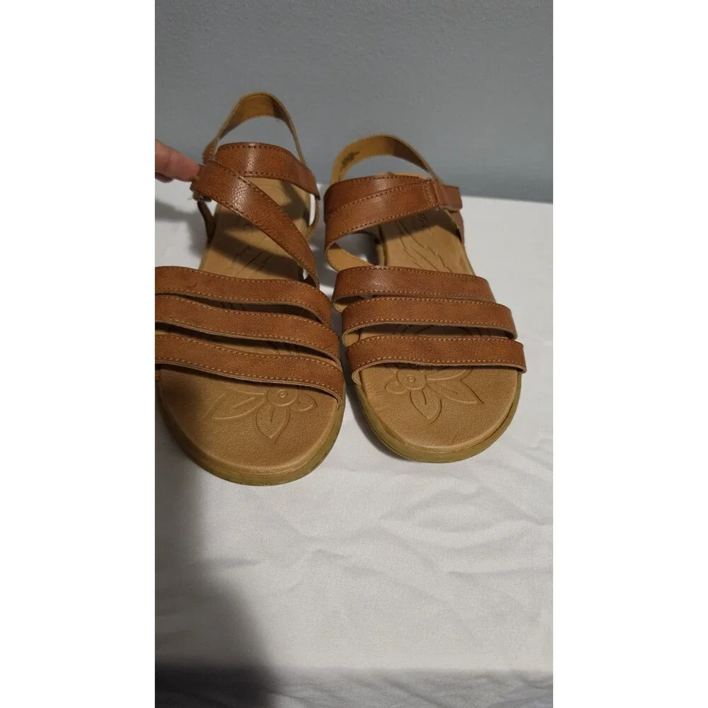 BOC Born Altheda Criss Cross Sandals Womens Sz 10 M Brown Comfort Strappy Vegan
